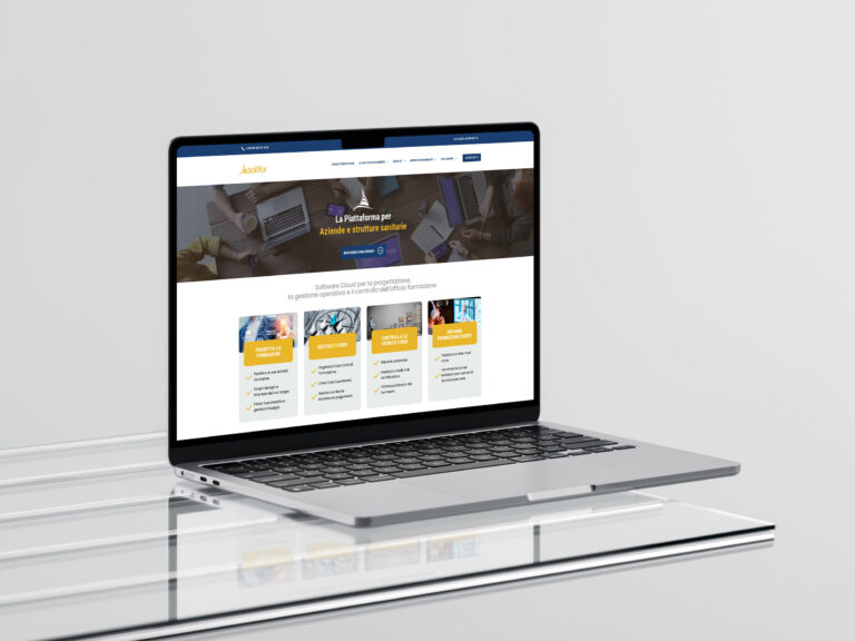 Un laptop che mostra un sito web con un tema bianco, giallo e blu è appoggiato su una superficie di vetro su uno sfondo semplice. Questo mockup del sito Sailfor presenta testo, un pulsante blu e quattro sezioni con immagini e descrizioni.